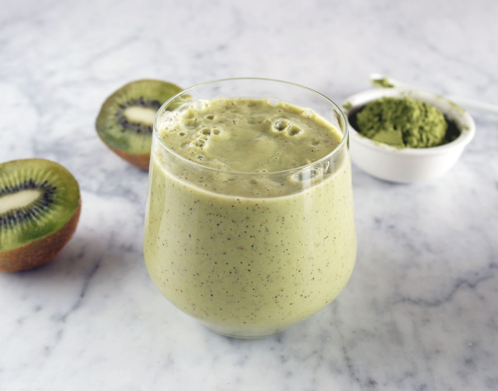 smoothie energizzante kiwi matcha